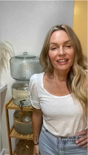 thumb-video_item_6hHjVW