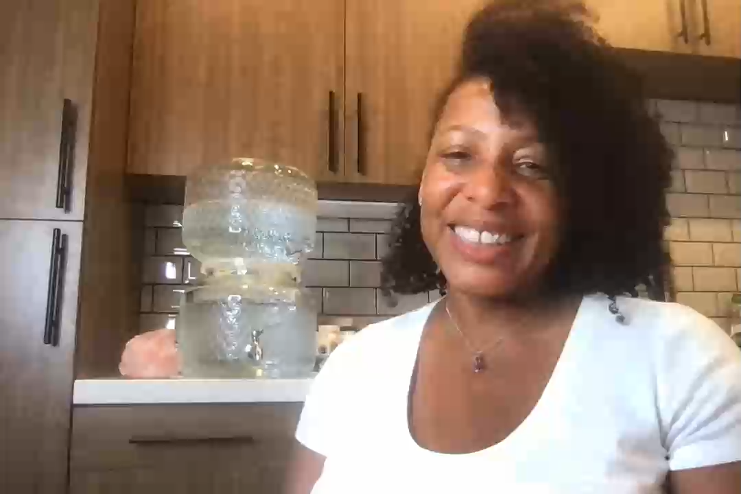 thumb-video_item_WLwRhT